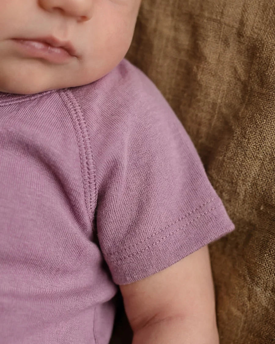 Short-sleeved wrap romper - Merino Wool | Lavender Mist