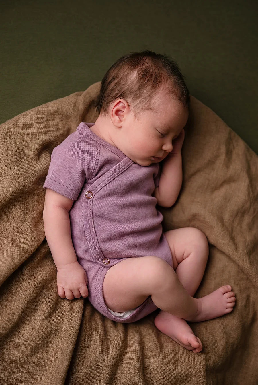Short-sleeved wrap romper - Merino Wool | Lavender Mist