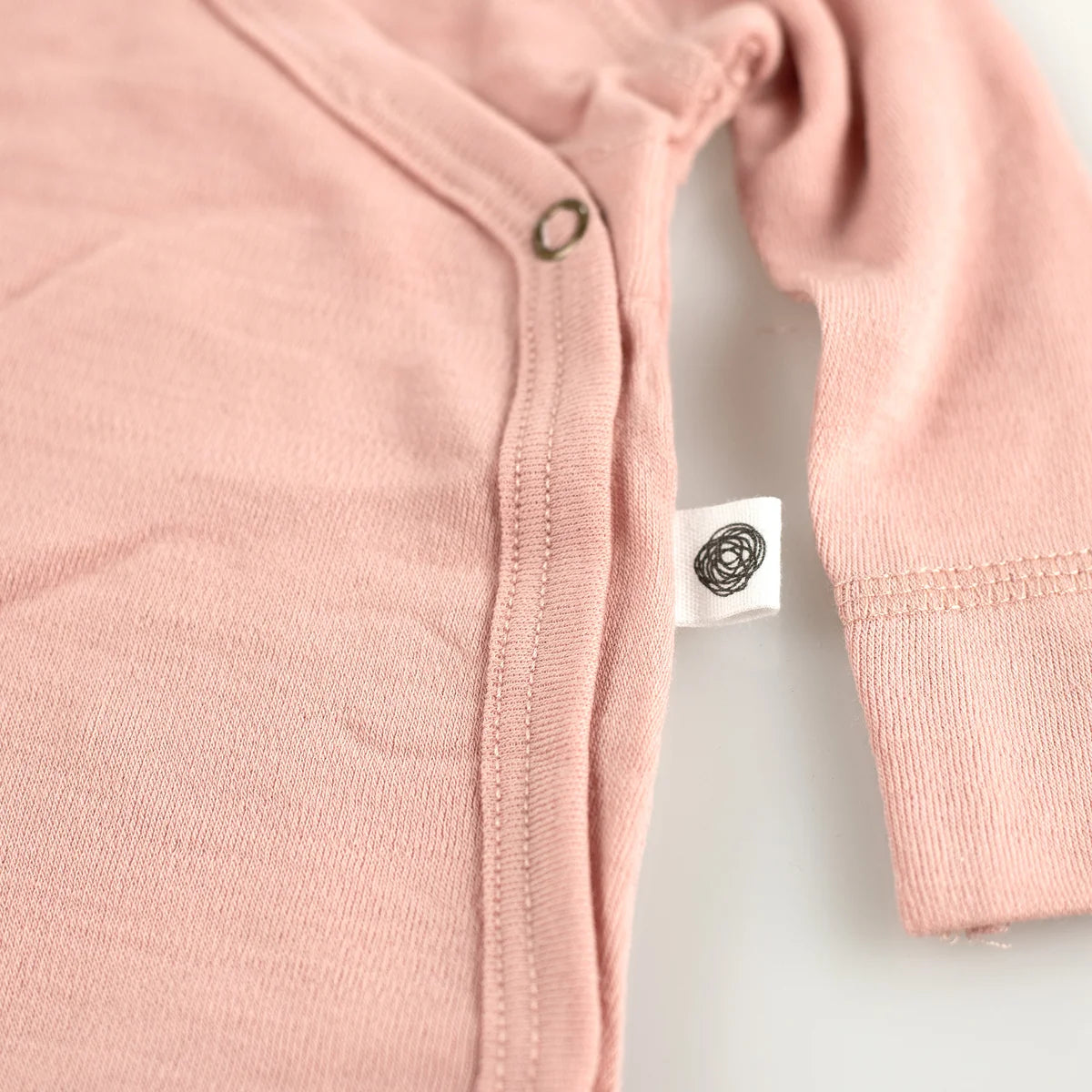 Crossover romper - Merino wool | Misty Rose