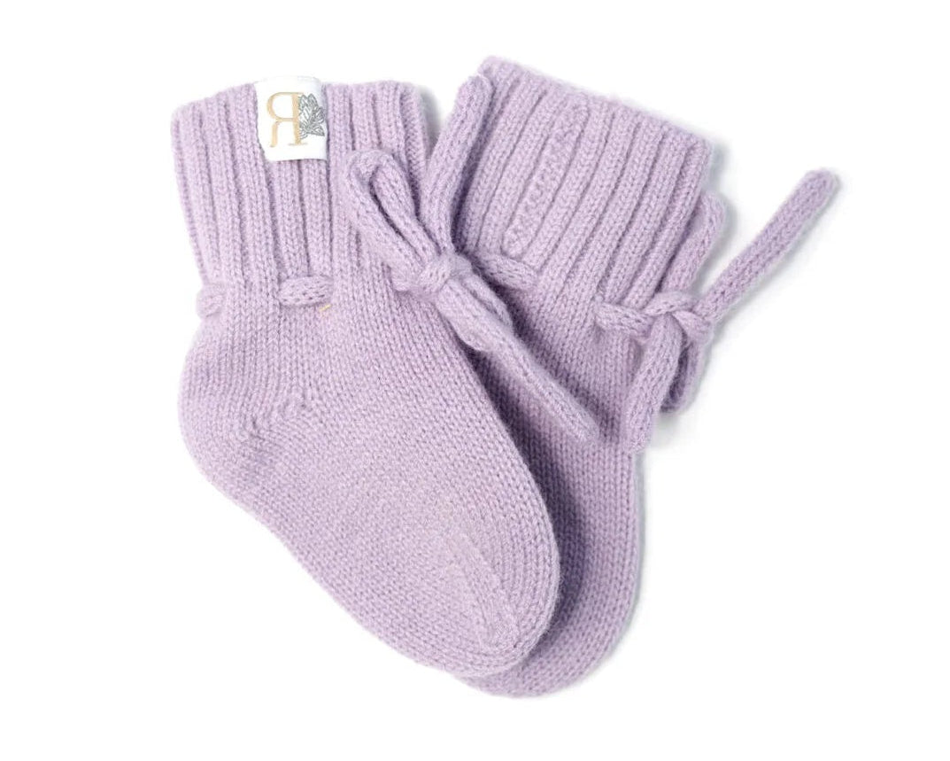 Merinowollen babyslofjes in een lieve kleur lila